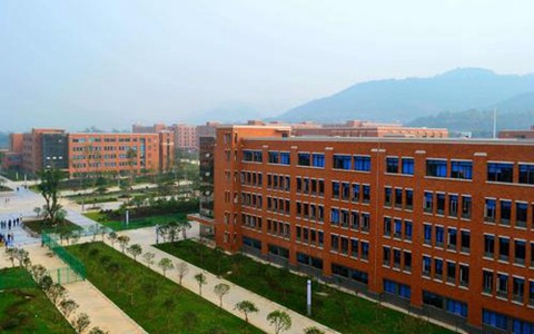 宜宾县柳加职业中学开设有哪些专业?畜牧兽医专业就业怎么样