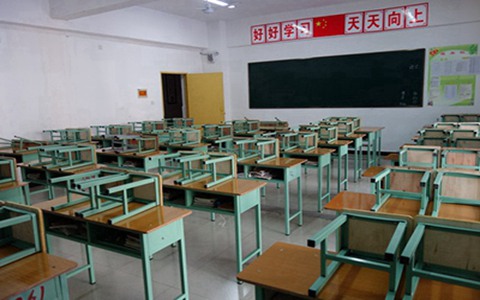 南部县升钟职业中学都有哪些热门专业?文秘专业就业怎么样